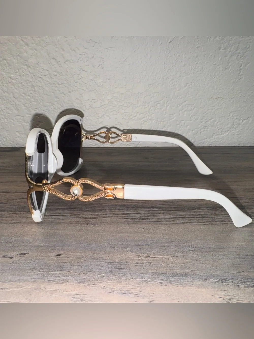 Women's White Sunglasses with Gold Decorative Chain Accent